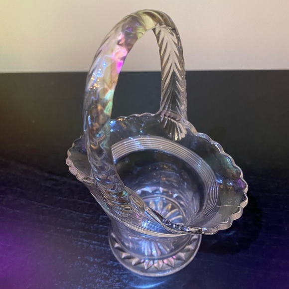 Duncan and Miller Crystal Basket - Picture 2 of 6